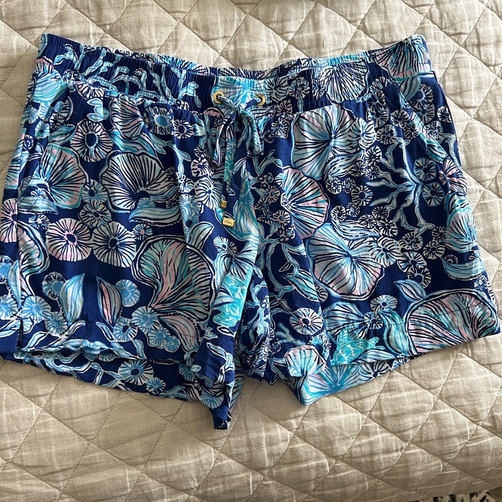 Lilly Pulitzer Luxletic Shorts